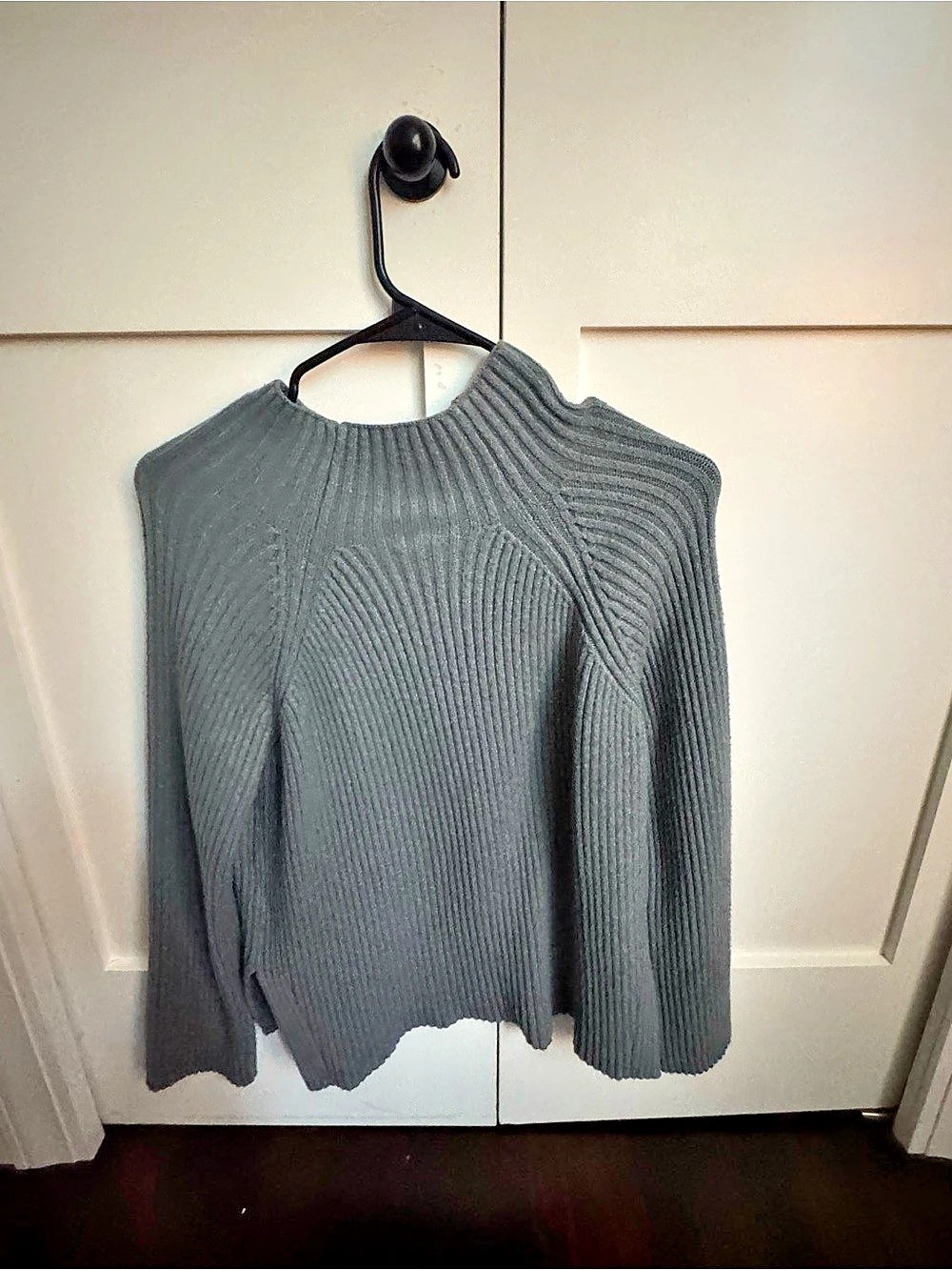 a new day Ribbed Crewneck Sweater in Gray Size Medium